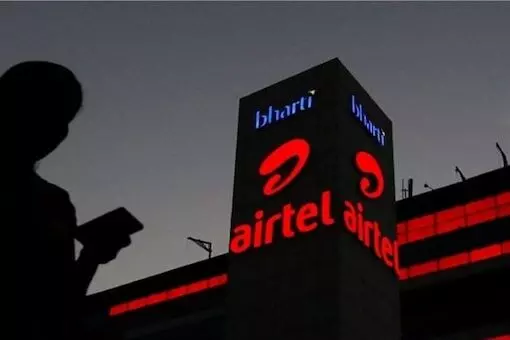 Airtel Down: Jio नंतर Airtel ला झटका,  सोशल मीडियावर व्हायरल होत आहेत खतरनाक मीम्स