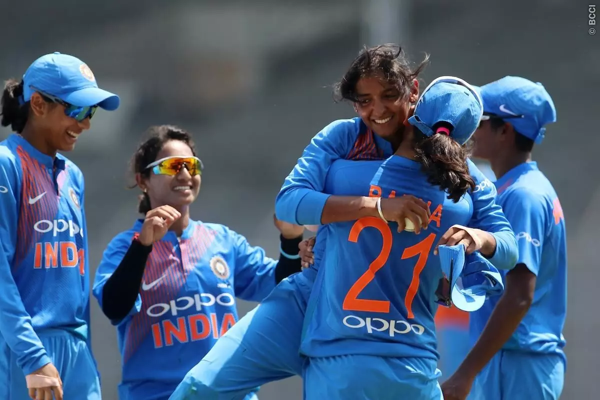 Womens T20 World Cup:  क्रिकेट सोडून हा कोणता खेळ खेळतेय महिलांची टीम?  